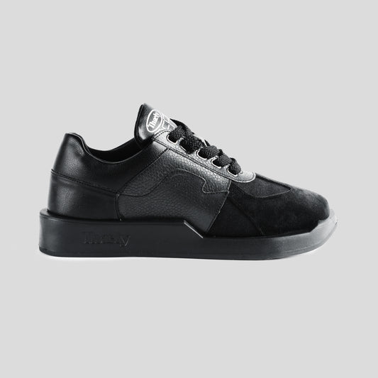 Black Vulture Reflex Runnner | Sustainable Runners